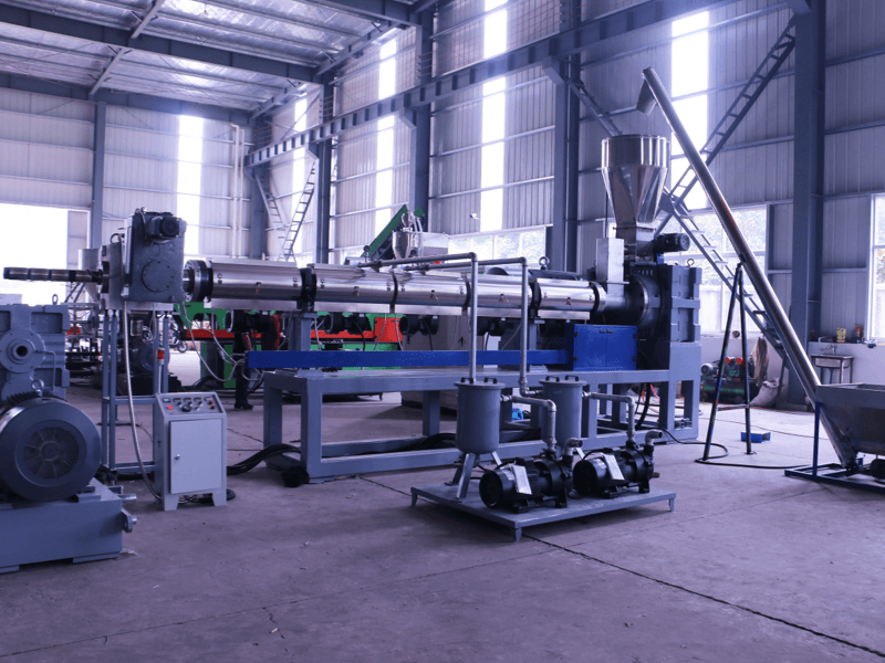 Strand Cutting Waste Plastic Peleltizing Line