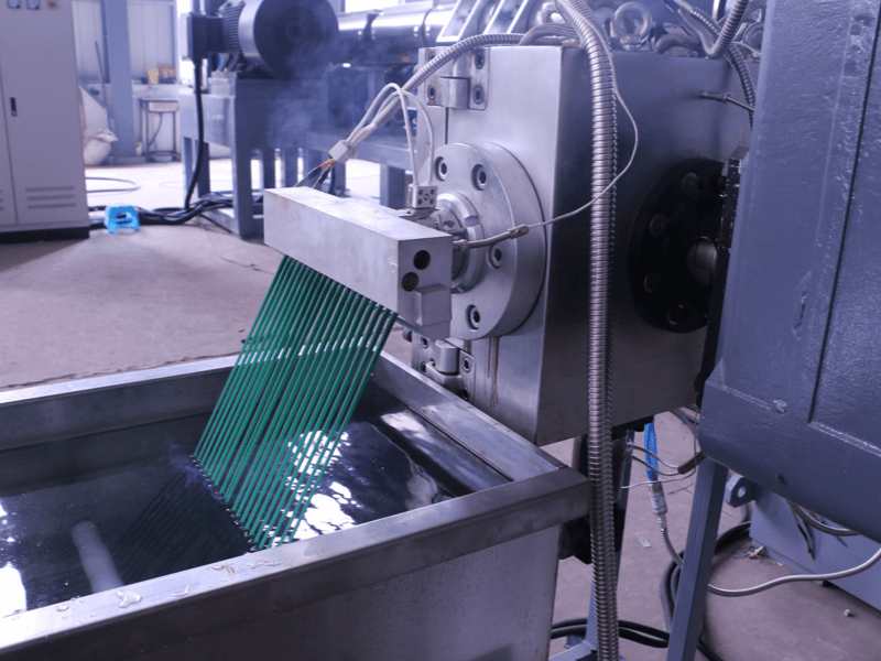 Strand Cutting Waste Plastic Peleltizing Line