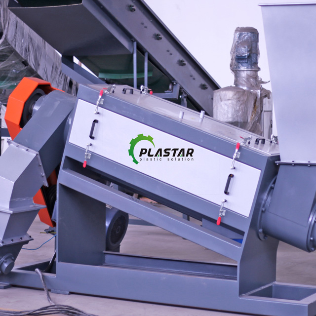 Waste PET Plastic Bottle Crushing Washing Recycling Line